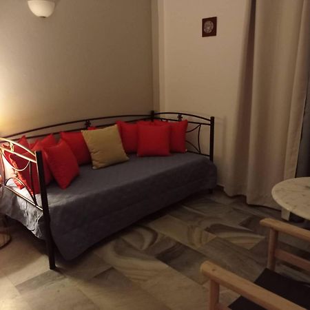Kantouni Guest House By The Sea Батси Экстерьер фото