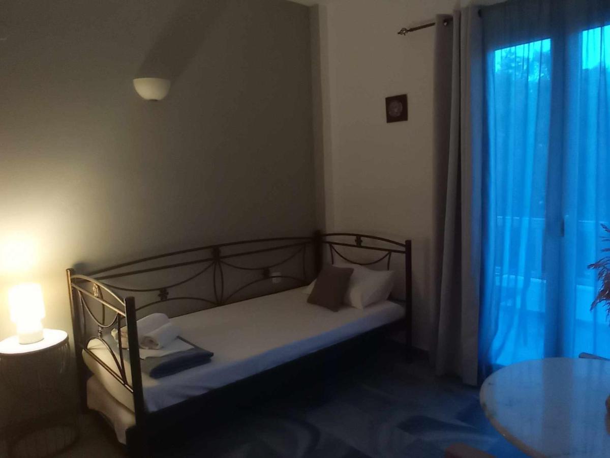 Kantouni Guest House By The Sea Батси Экстерьер фото