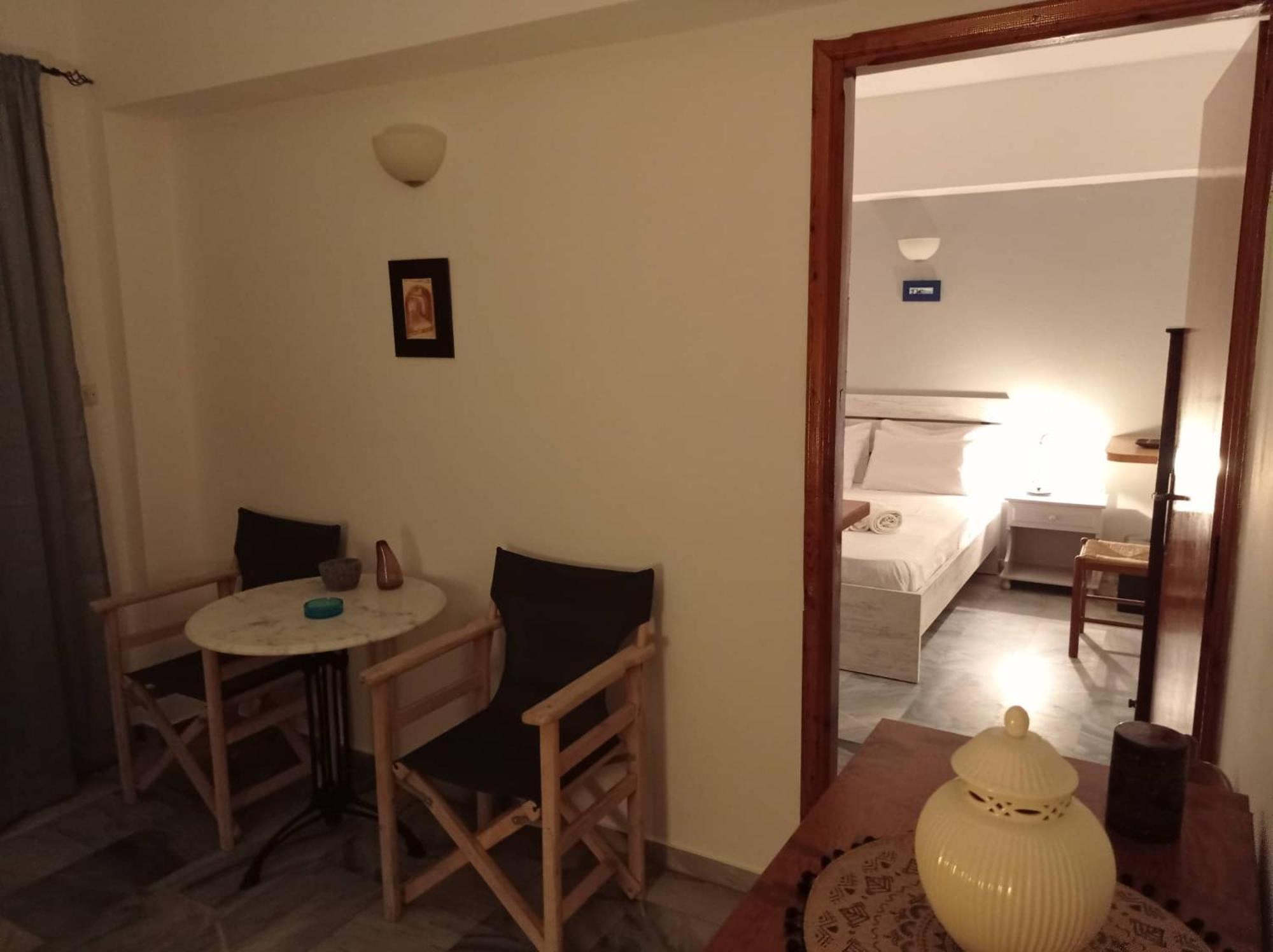 Kantouni Guest House By The Sea Батси Экстерьер фото