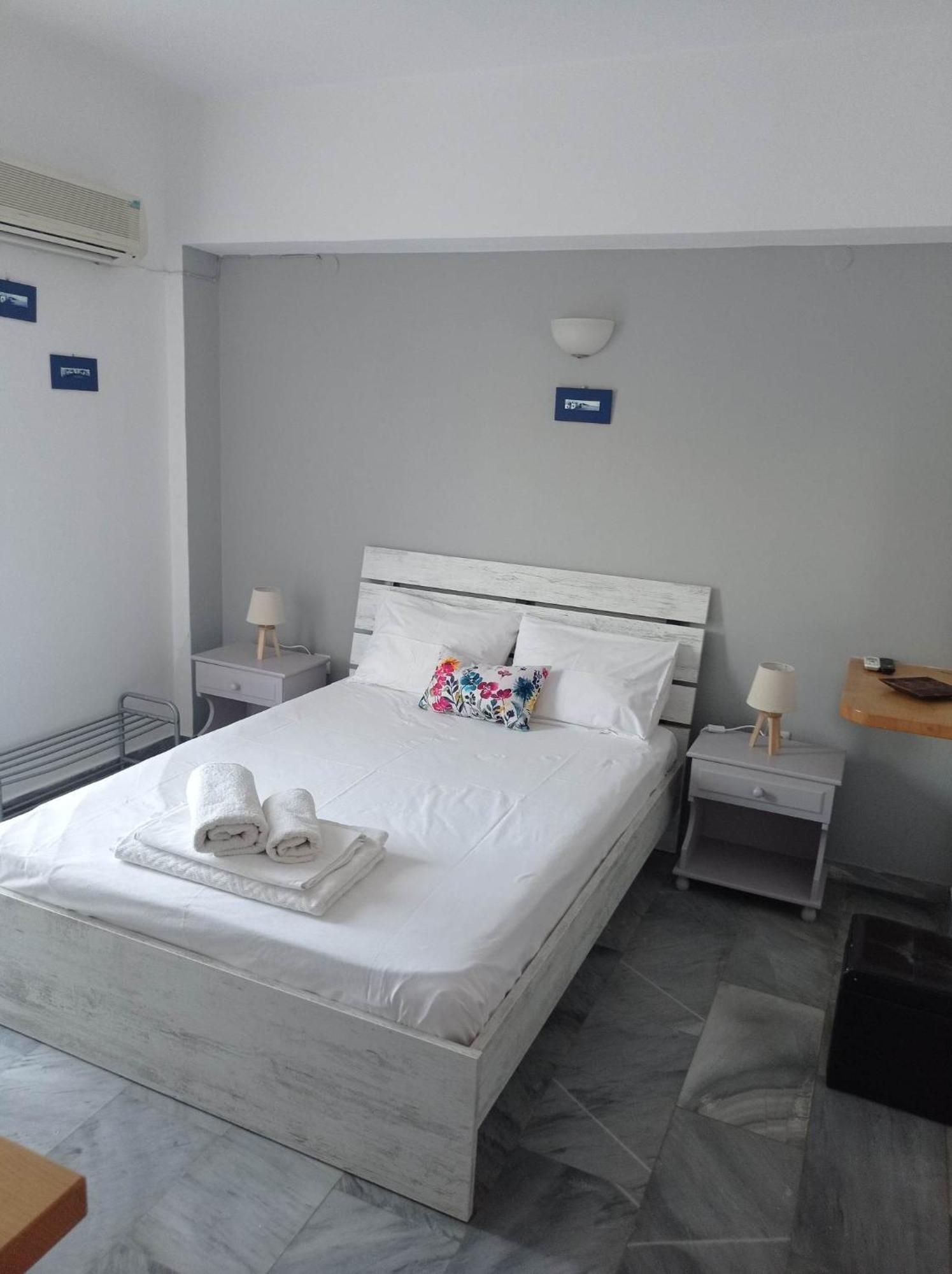 Kantouni Guest House By The Sea Батси Экстерьер фото